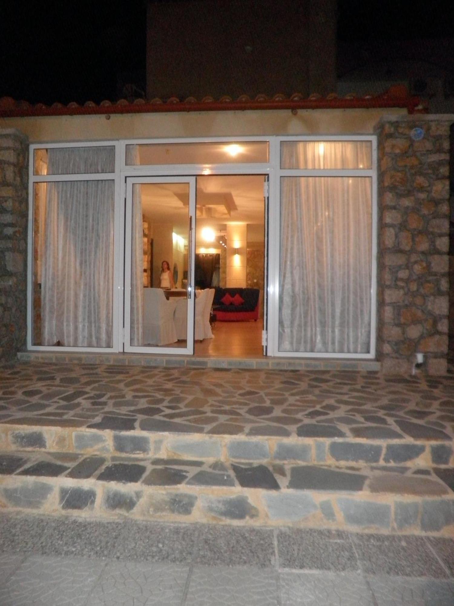 Apartment Kostas *