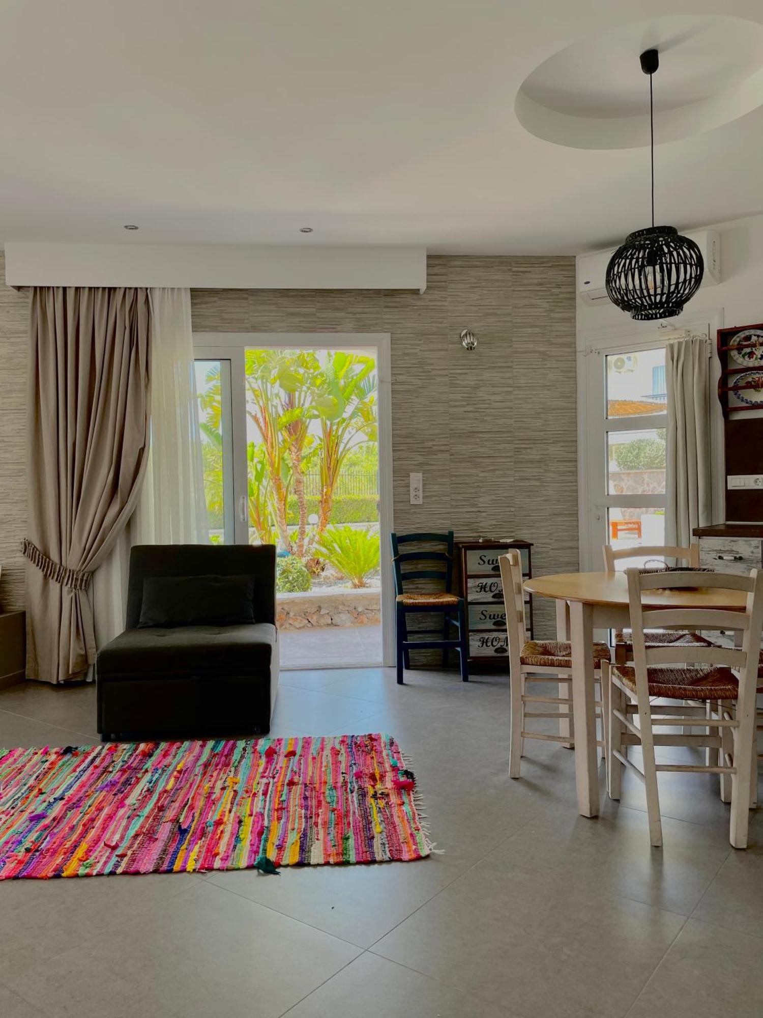 Kostas Apartment