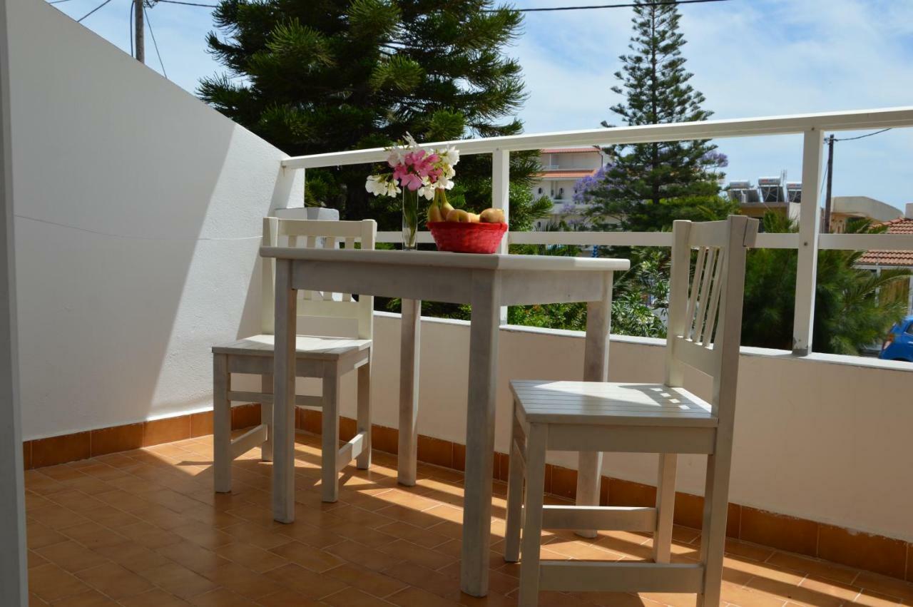 Kostas Studios Apartment