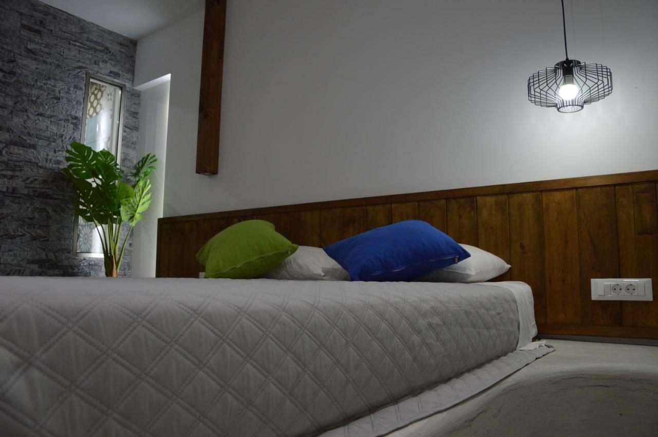 Kostas Apartment *