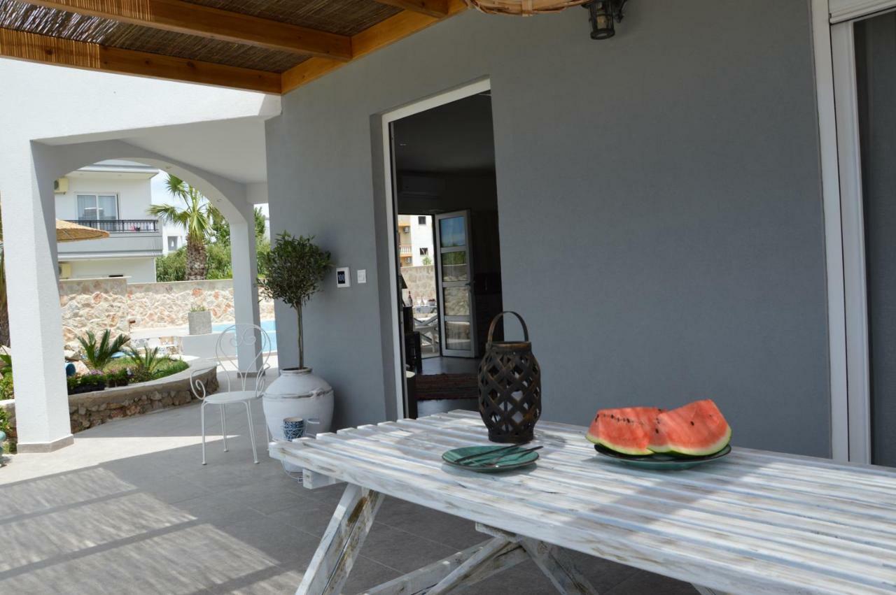 Apartment Kostas *