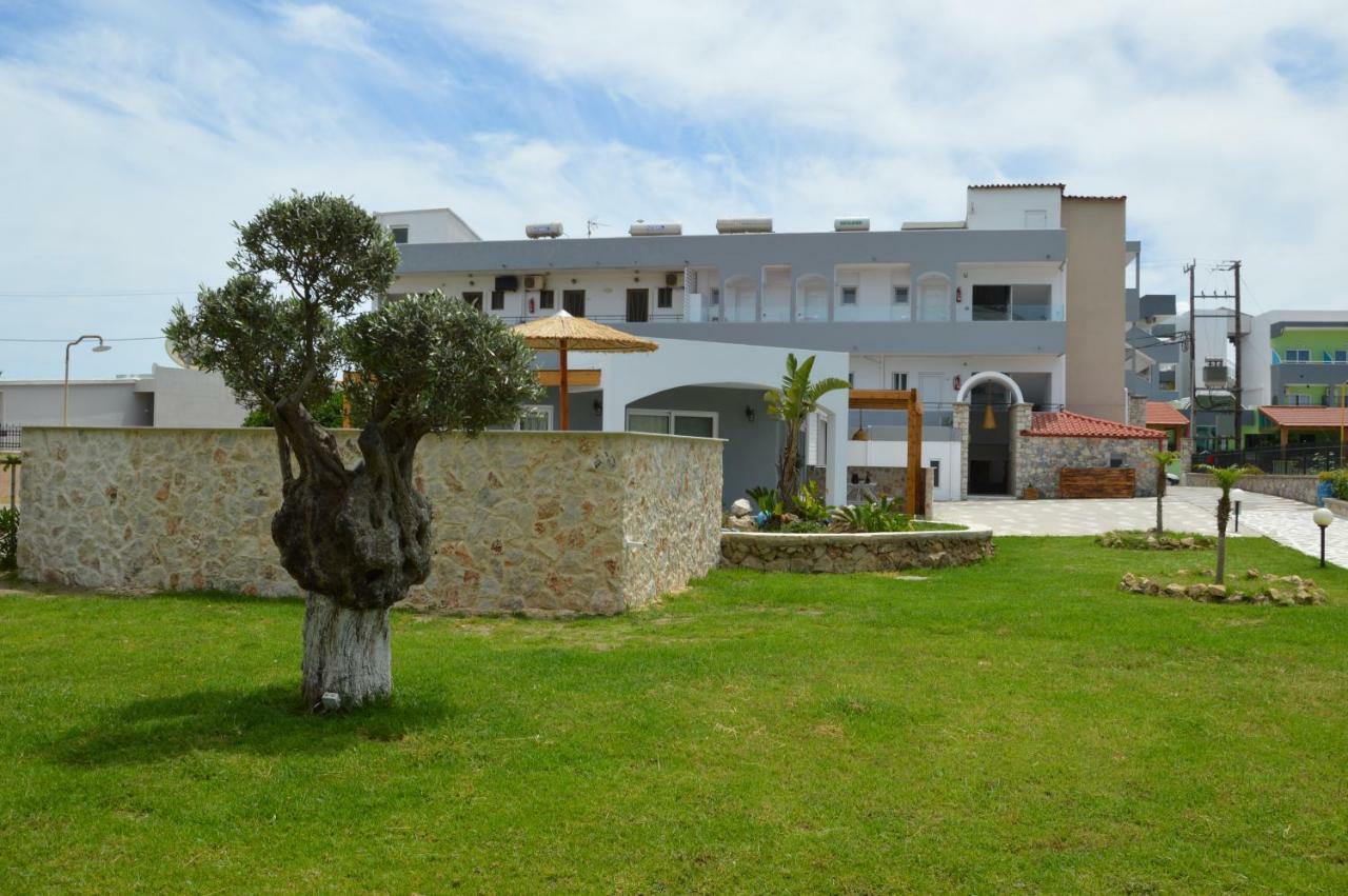 Kostas Apartment Faliraki